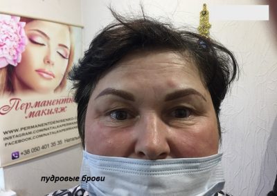 Татуаж бровей